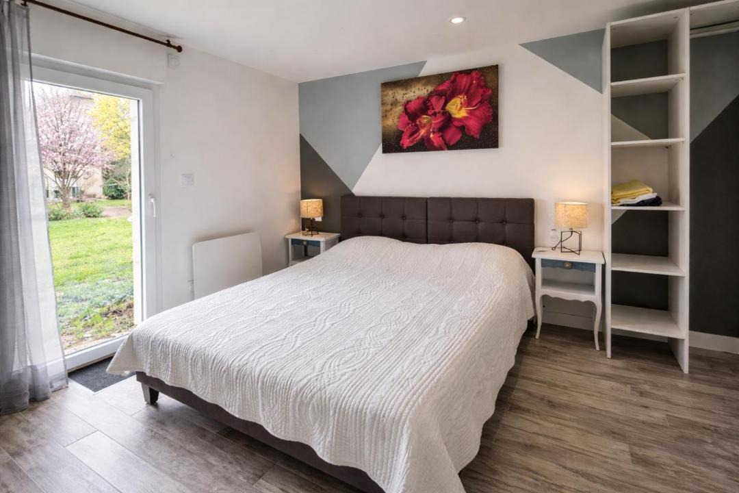 Photo of Bedroom in Villebernier