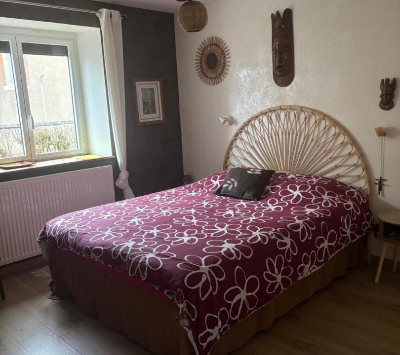 Photo of Others in Izier