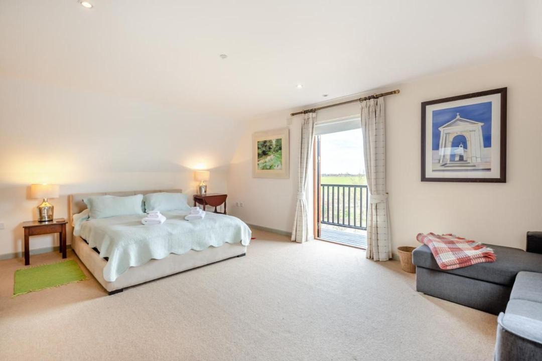 Photo of Others in Sudbourne