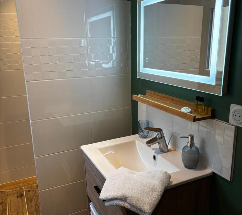 Photo of Others in Vertus