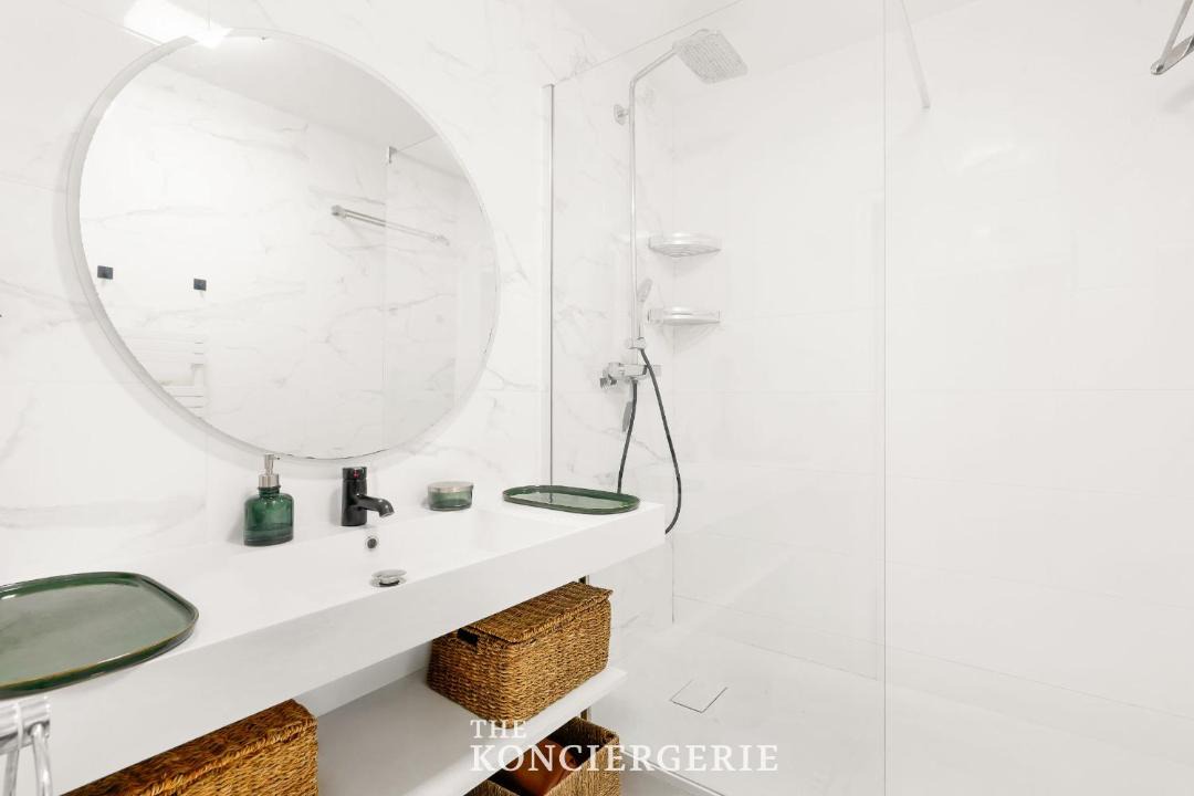 Photo of Bathroom in La Garenne-Colombes
