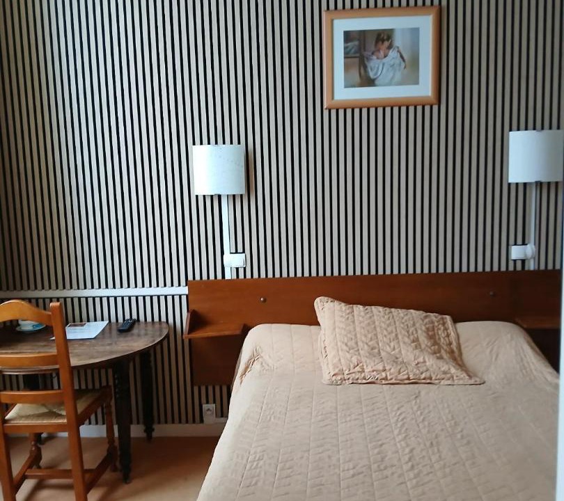 Photo of Bedroom in Saint-Yrieix-la-Perche