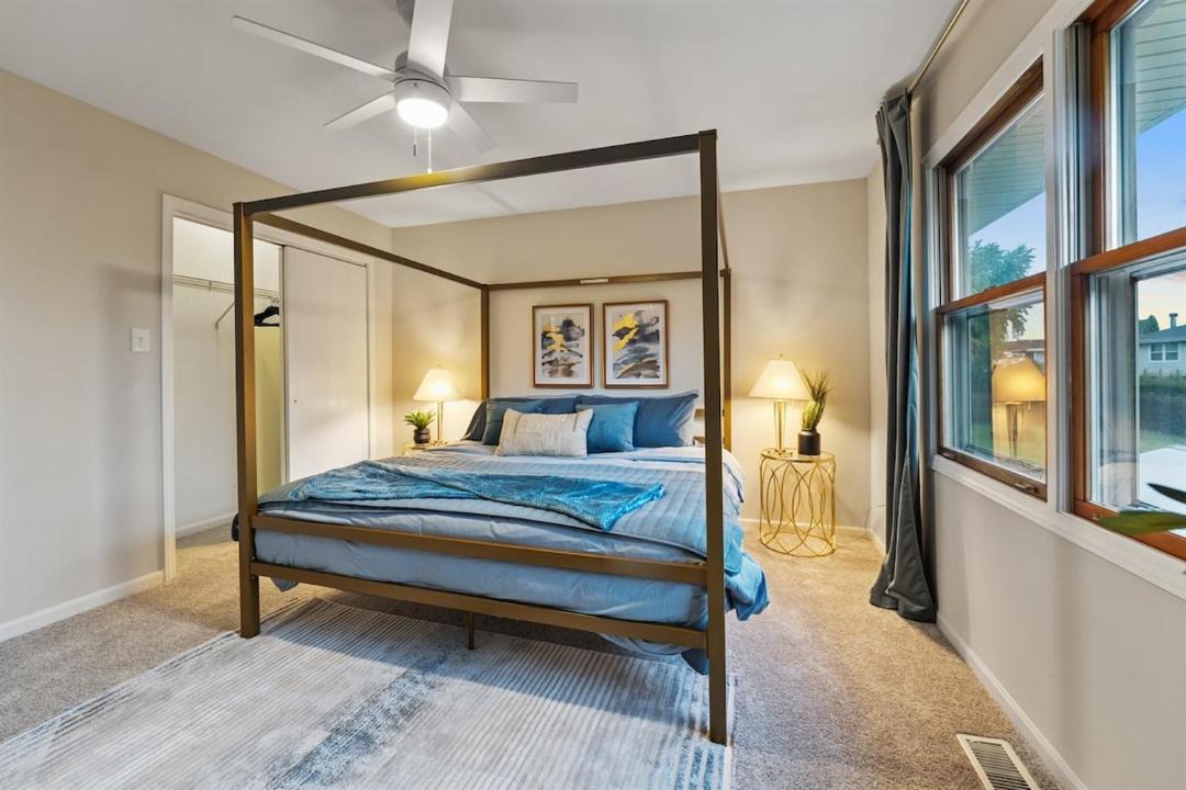 Photo of Bedroom in Fox Valley