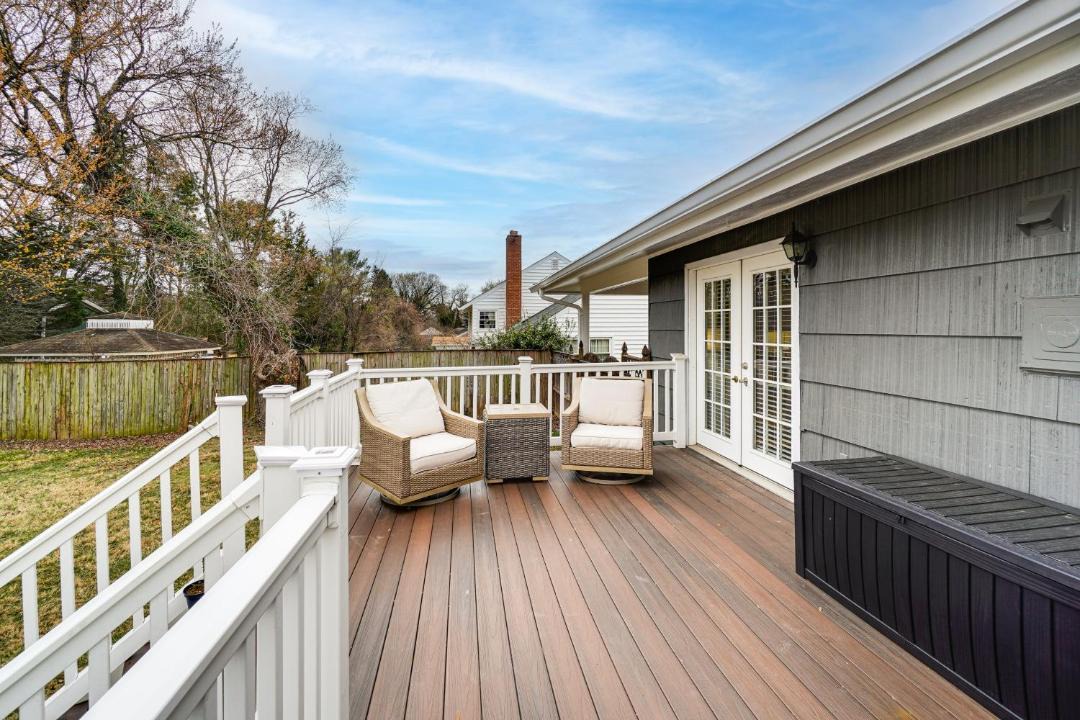 Photo of Patio Balcony in White Oak