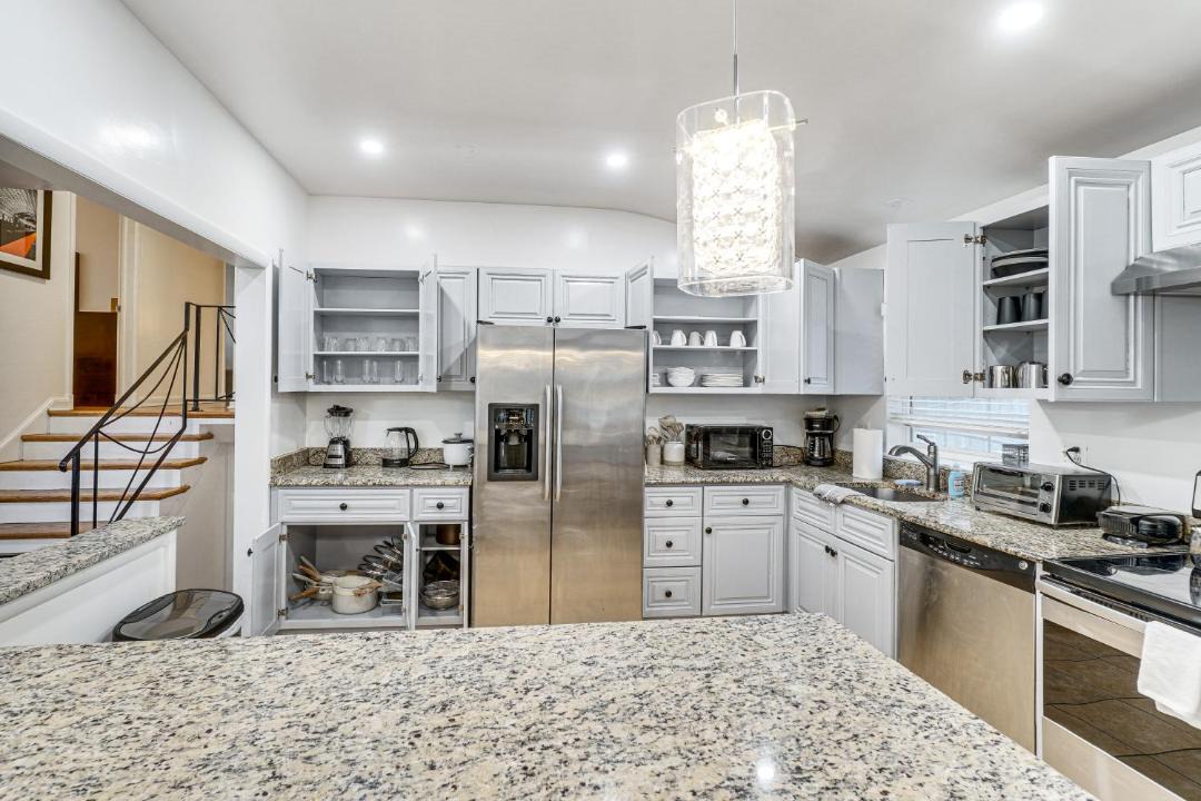 Photo of Kitchen in White Oak