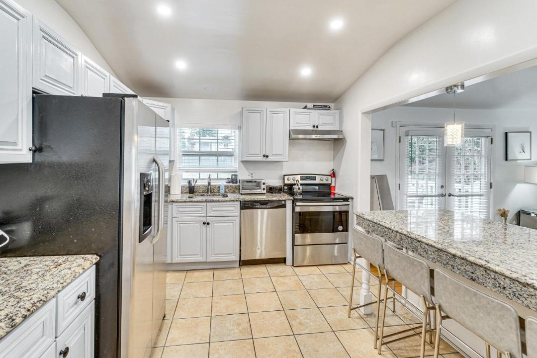 Photo of Kitchen in White Oak