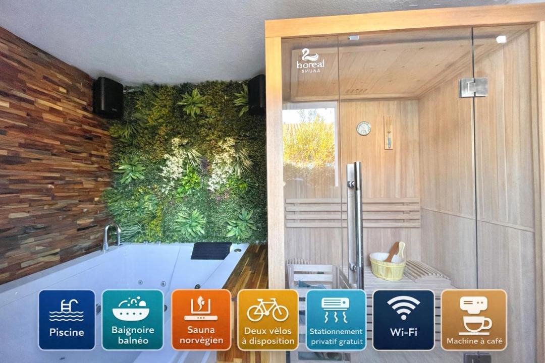 Photo of Bathroom in Saint-Martin-d'Ardeche