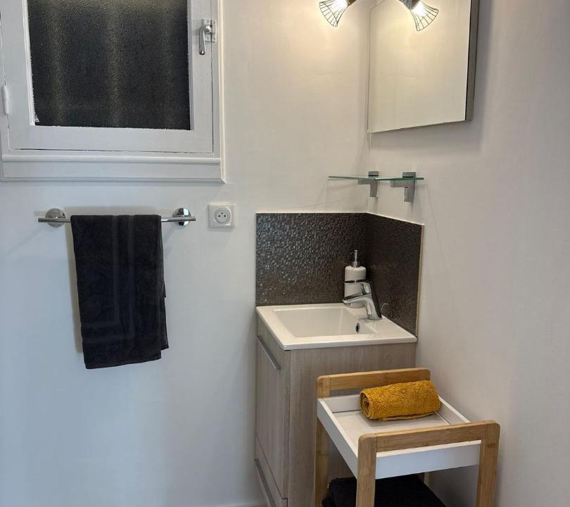 Photo of Bathroom in Le Vaudreuil