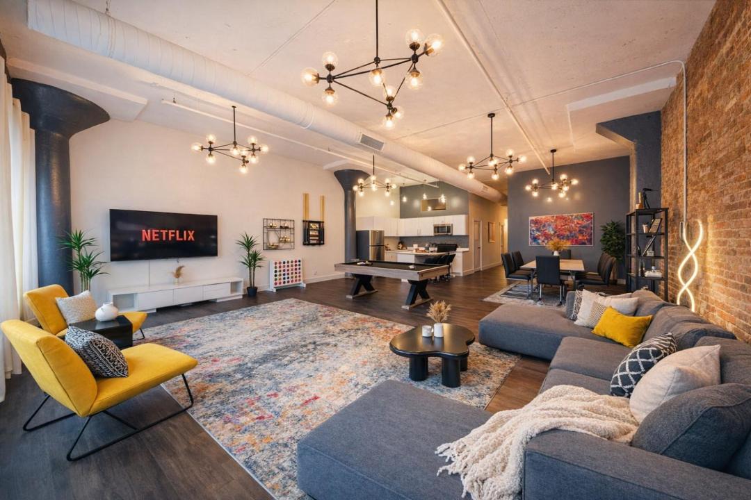 Photo of Livingroom in Near South Side