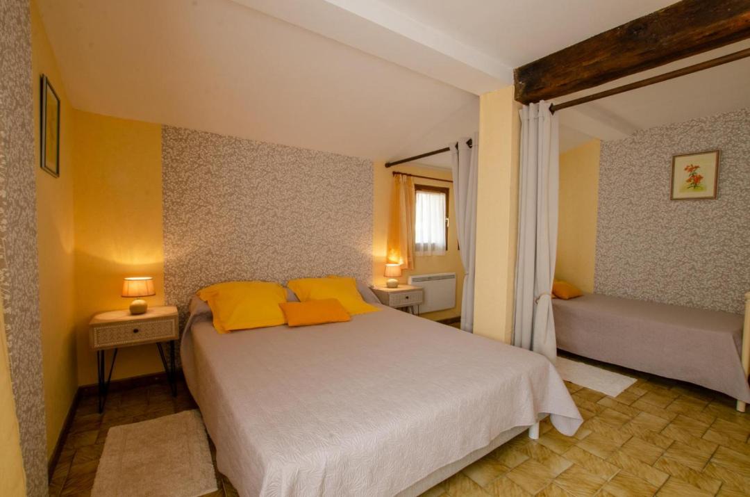 Photo of Bedroom in Saint-Parres-aux-Tertres