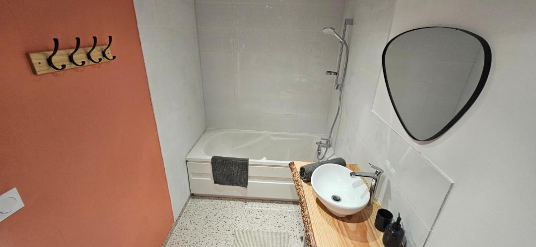 Photo of Bathroom in Conques
