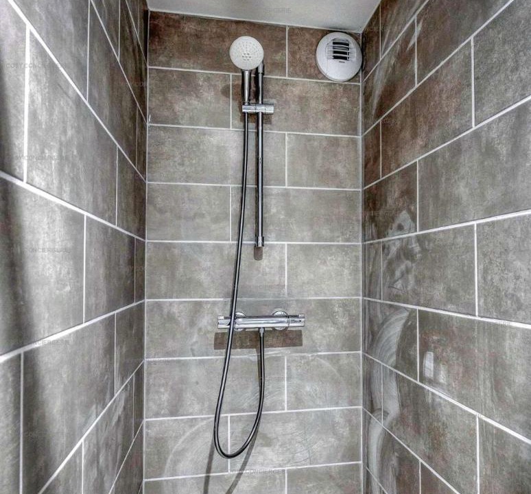 Photo of Bathroom in Le Pont-de-Claix