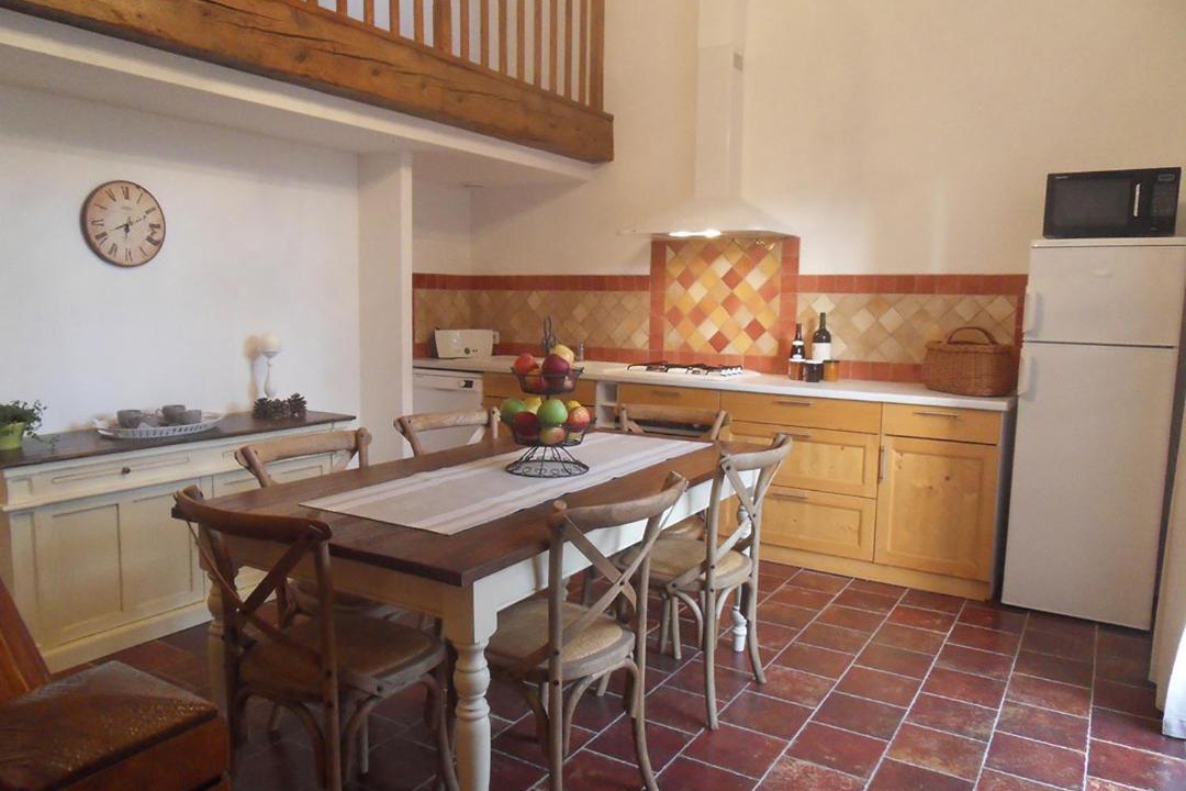 Photo of Kitchen in Marseillette