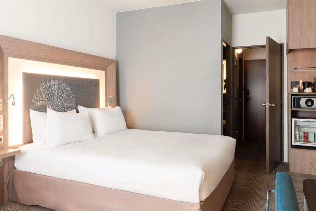 Photo of Bedroom in Rueil-Malmaison