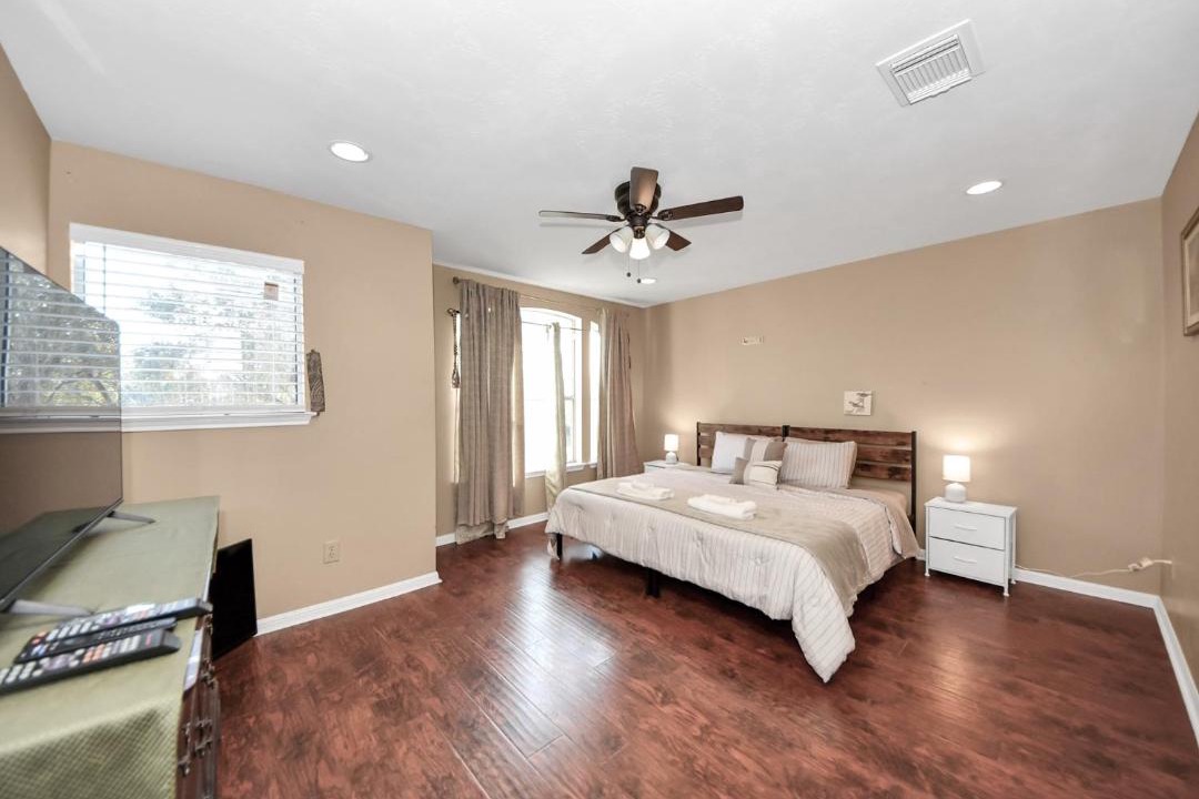 Photo of Bedroom in Clodine