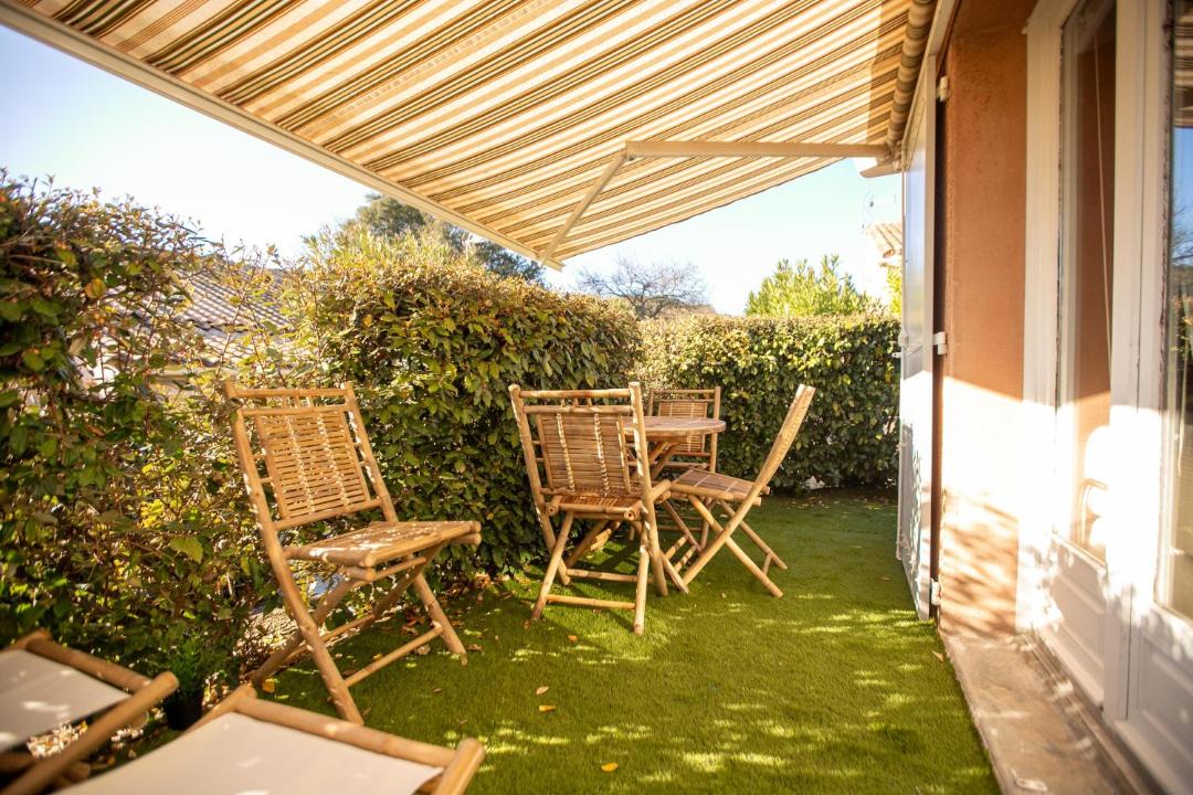 Photo of Patio Balcony in Saint-Martin-d'Ardeche