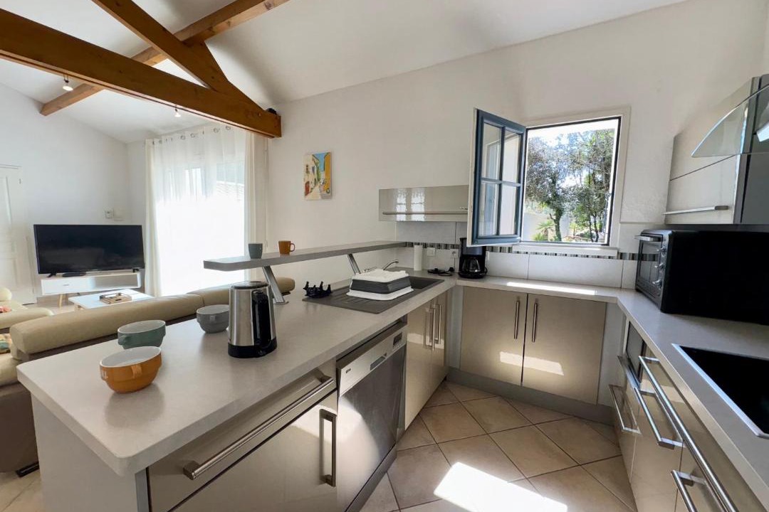Photo of Kitchen in Saint-Jean-de-Monts