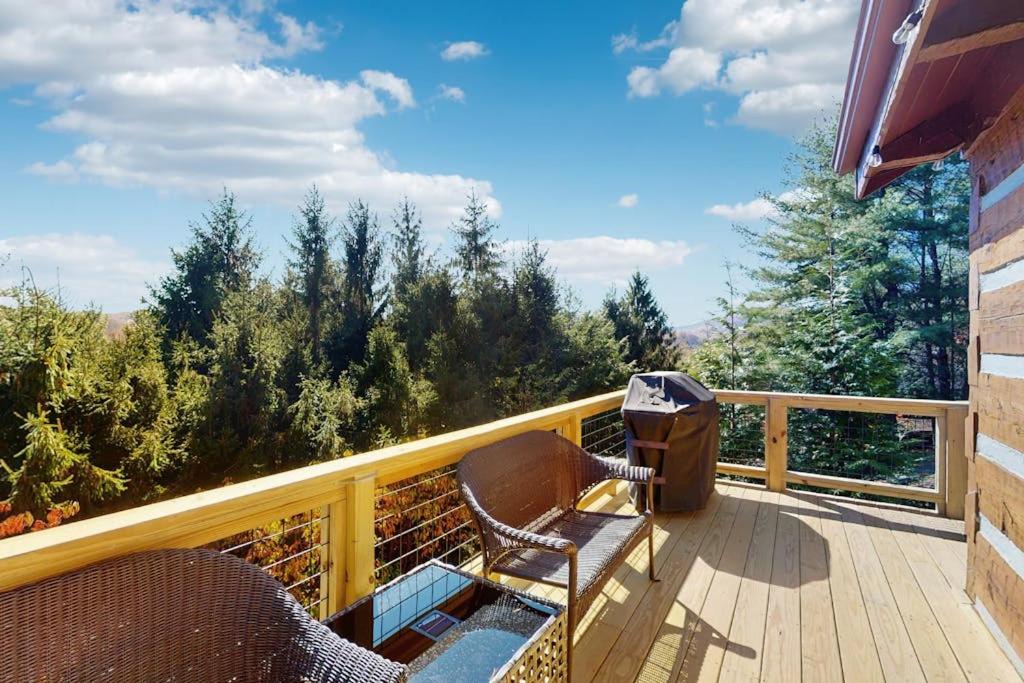 Photo of Patio Balcony in Foscoe