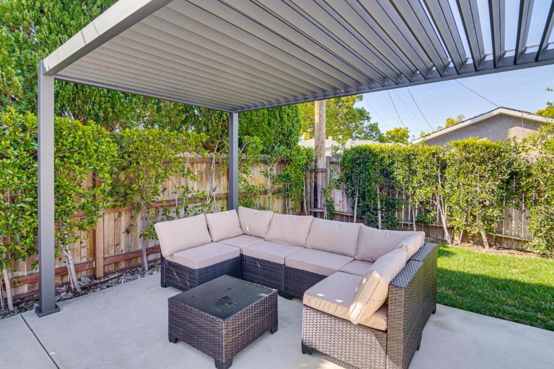 Photo of Patio Balcony in Burbank