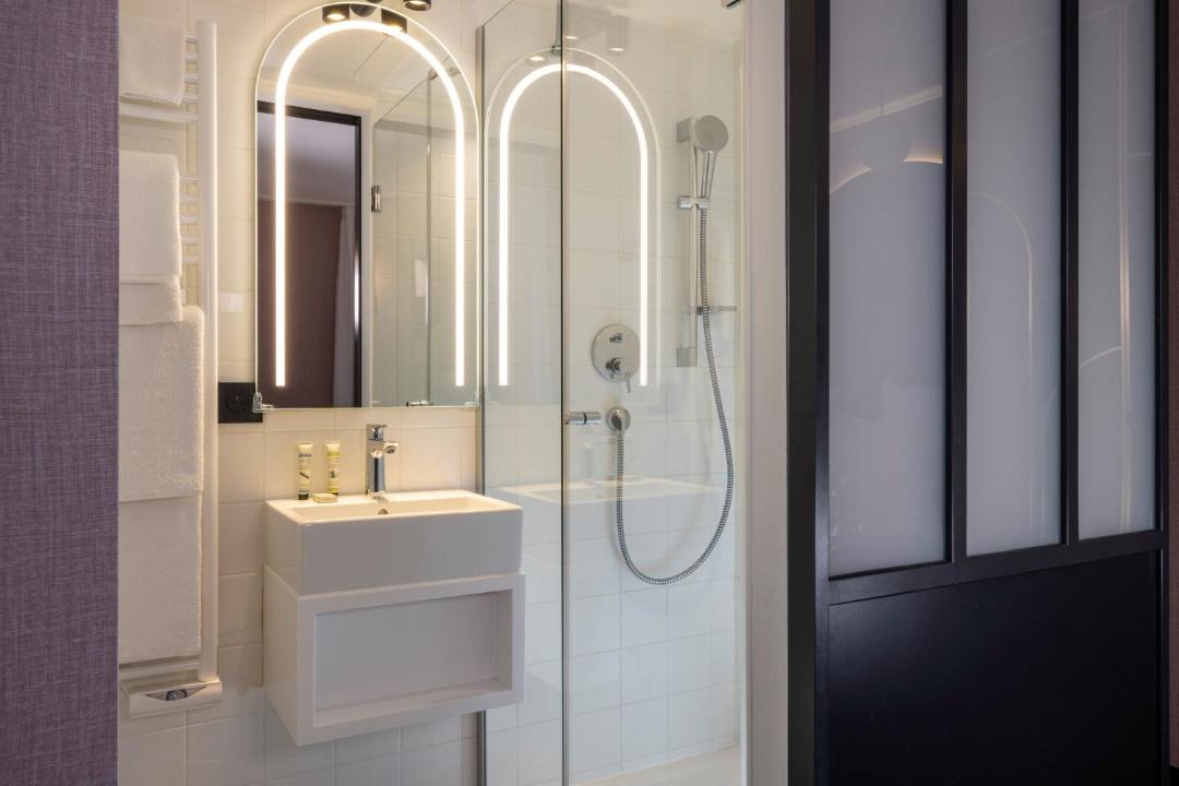 Photo of Bathroom in Plaisance