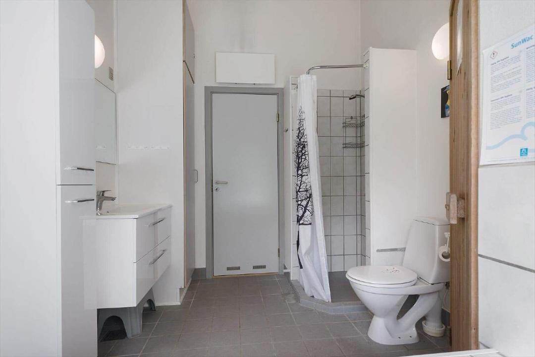 Photo of Bathroom in Femmøller