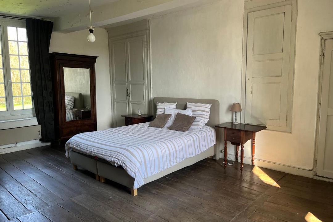 Photo of Bedroom in Illois