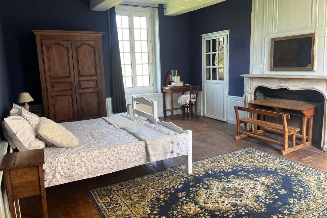 Photo of Bedroom in Illois