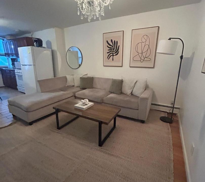 Photo of Livingroom in Tudor City