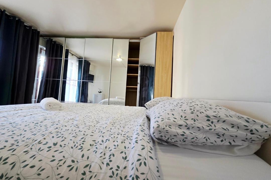 Photo of Bedroom in Mirail-Reynerie-Bellefontaine