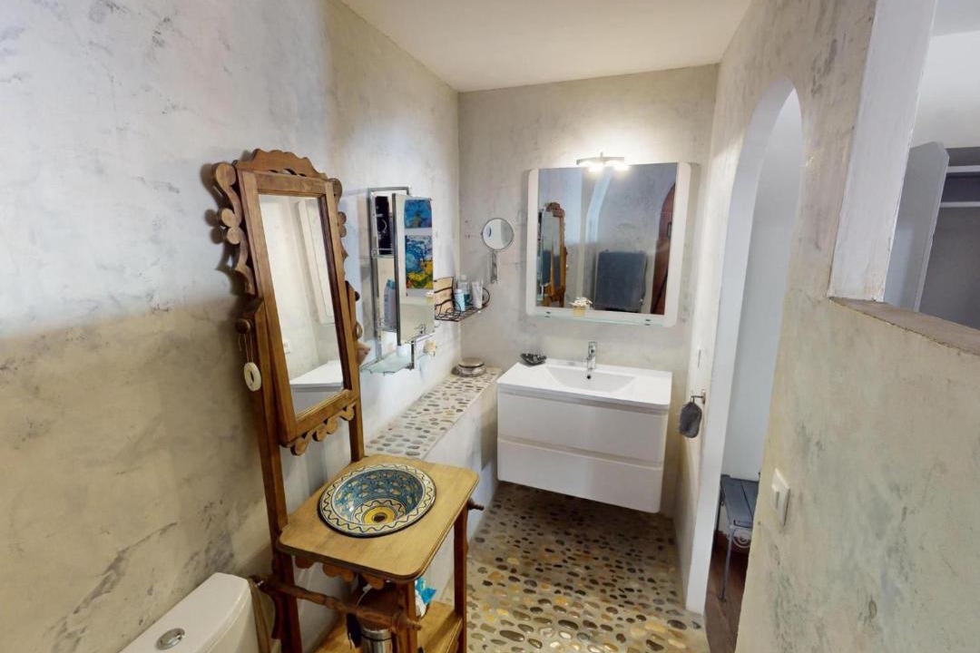 Photo of Bathroom in Bouzigues