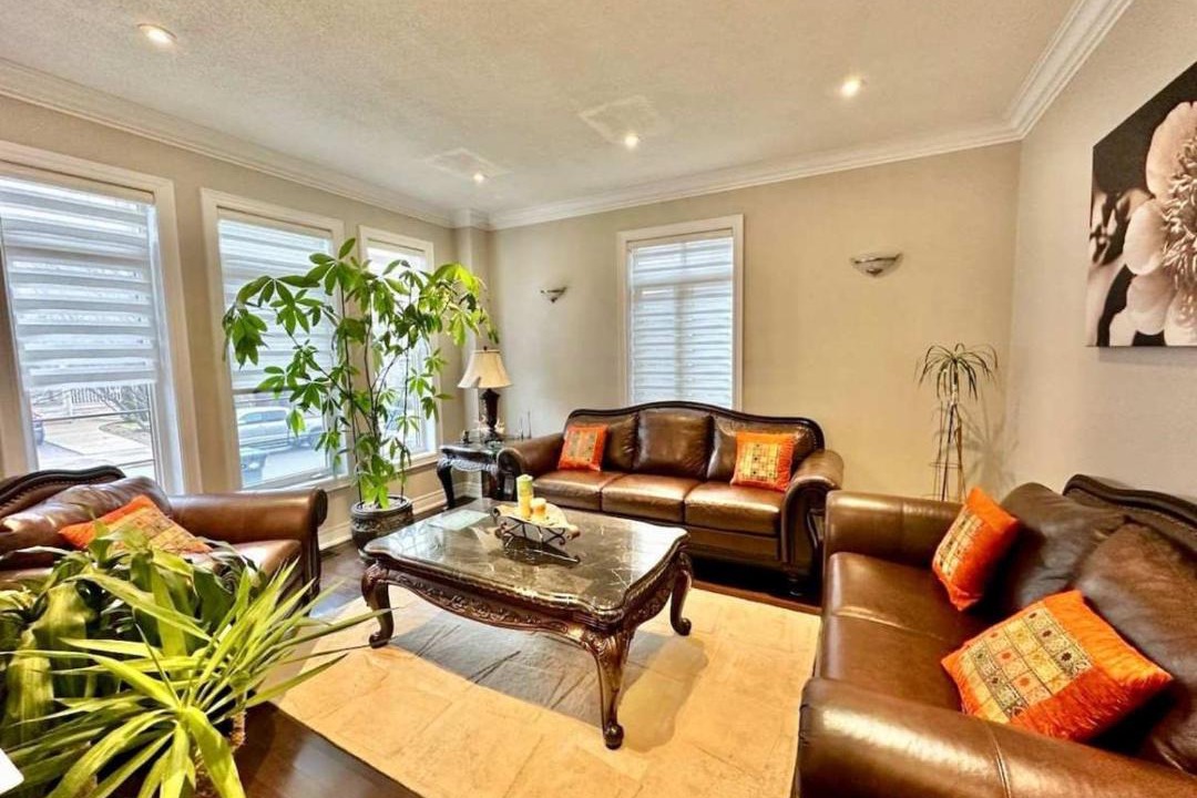 Photo of Livingroom in Brampton