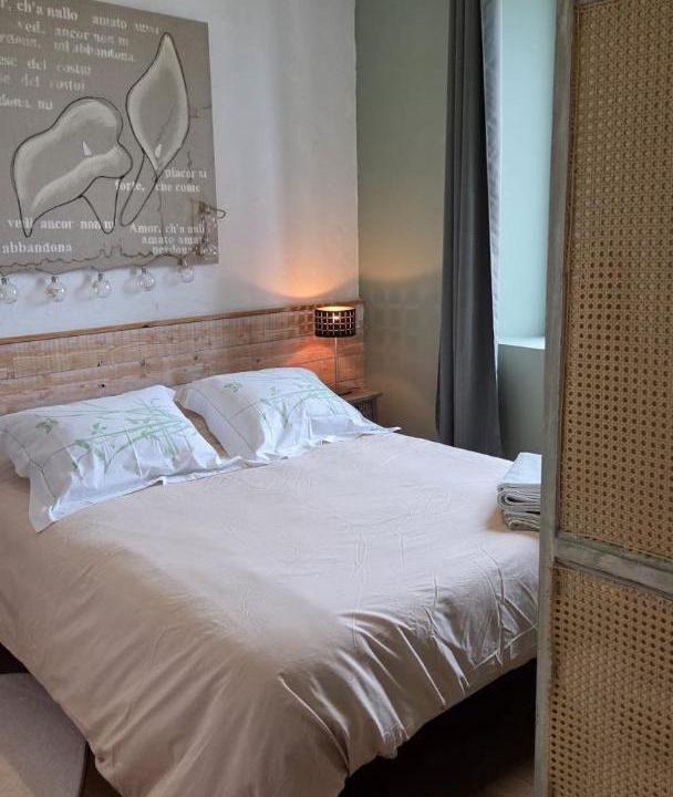Photo of Bedroom in Brains-sur-Gee