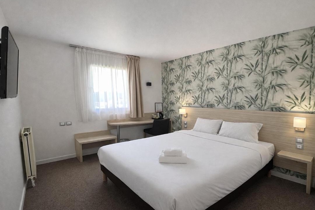 Photo of Bedroom in Pacy-sur-Eure