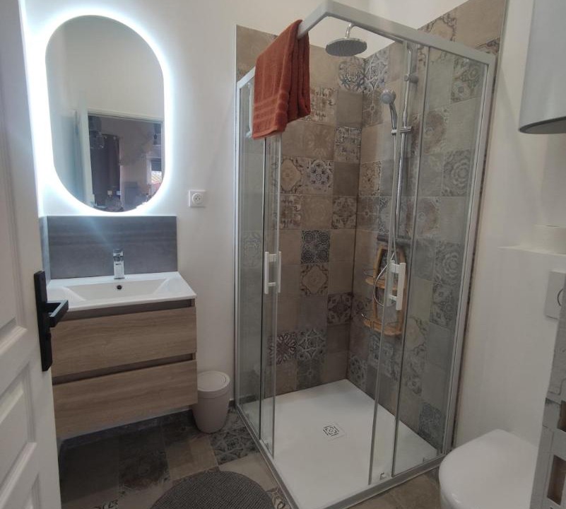 Photo of Bathroom in Marcq-en-Baroeul