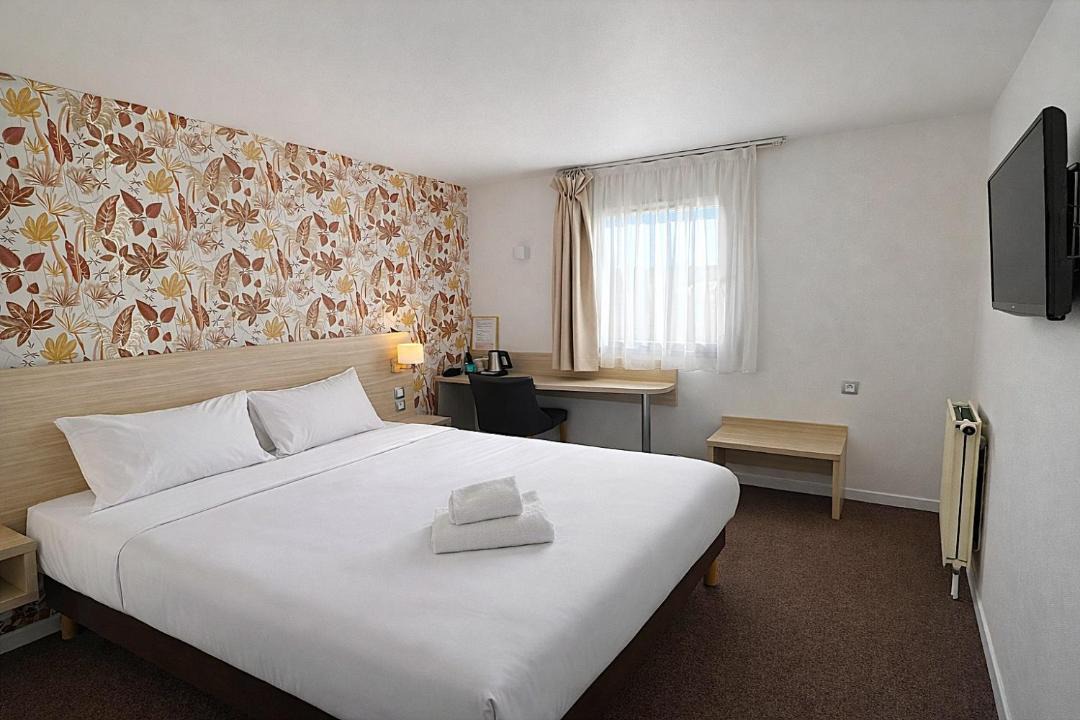 Photo of Bedroom in Pacy-sur-Eure