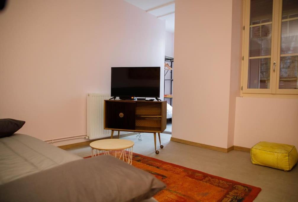 Photo of Bedroom in Menetreux-le-Pitois