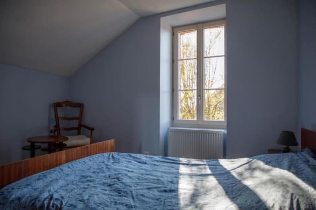 Photo of Bedroom in Menetreux-le-Pitois
