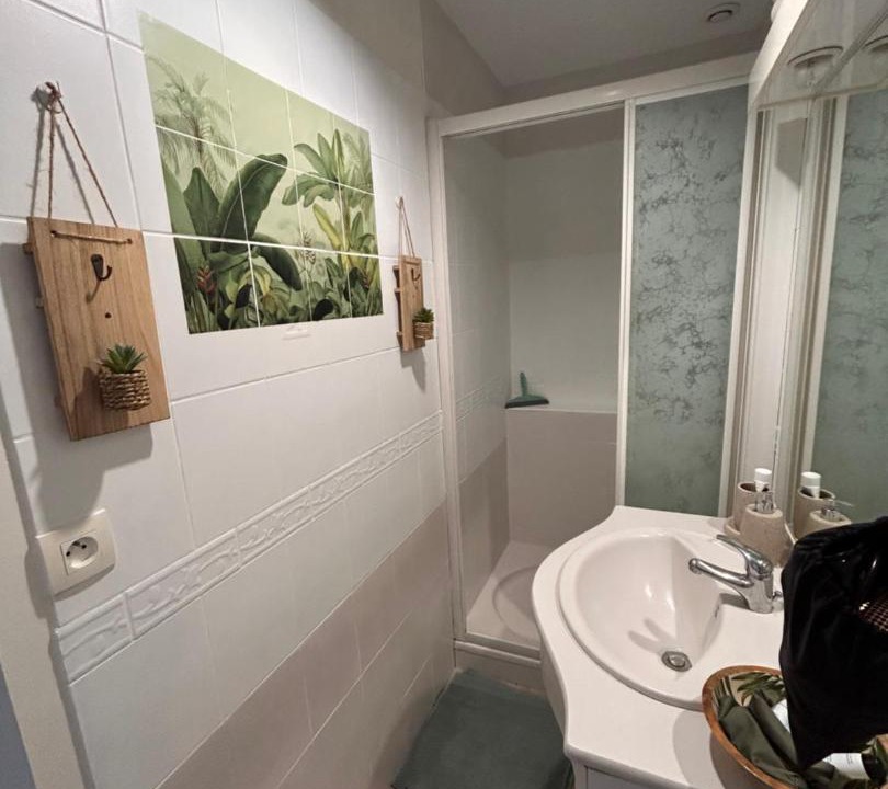 Photo of Bathroom in Deols