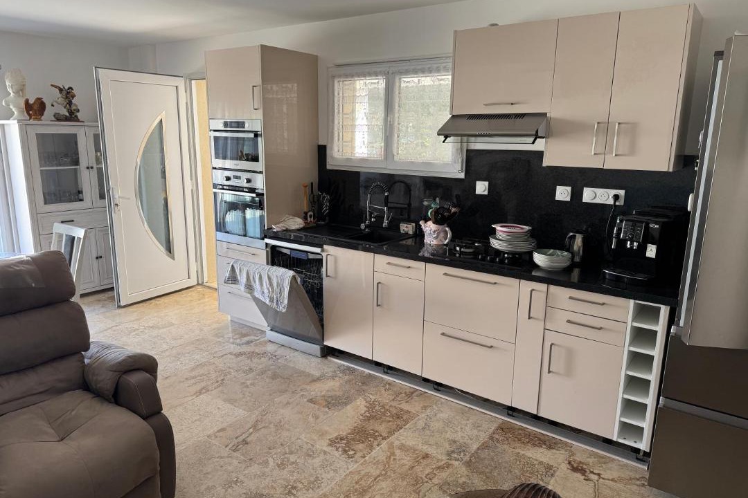 Photo of Kitchen in Saint-Porquier