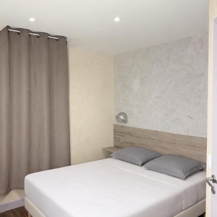 Photo of Bedroom in Malesherbes