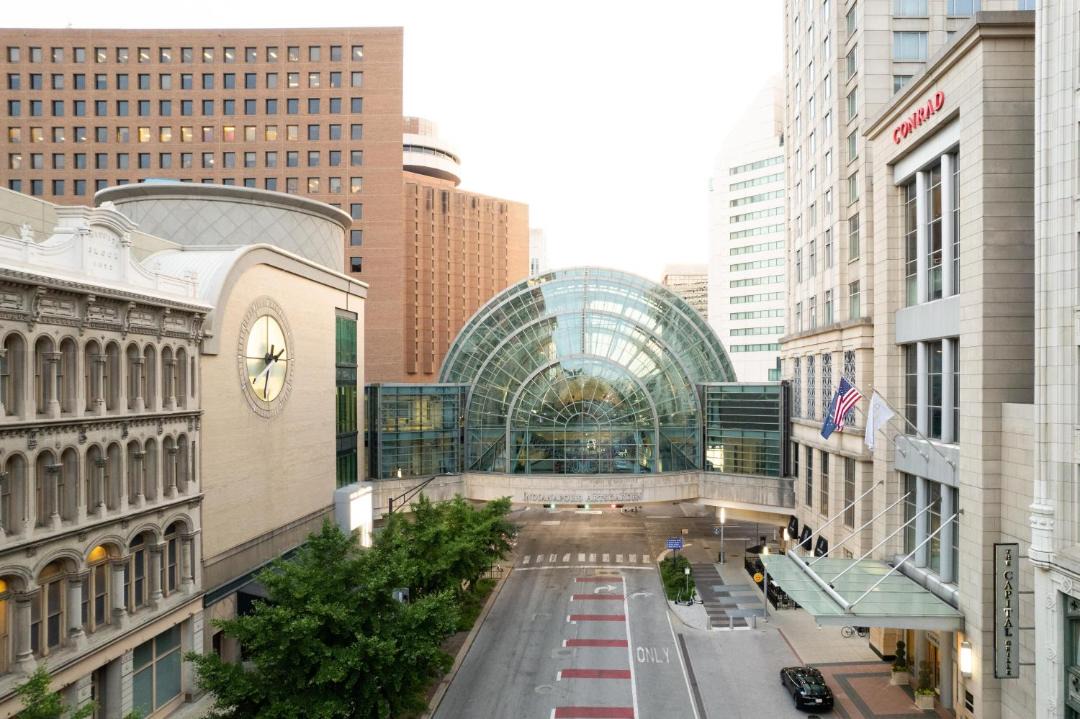 Photo of Buildings in Mile Square