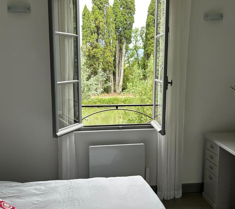 Photo of Bedroom in Marseillette