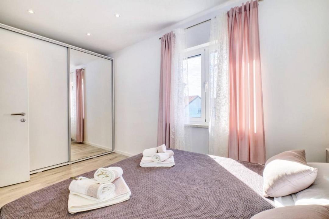 Photo of Bedroom in Cove Murtar