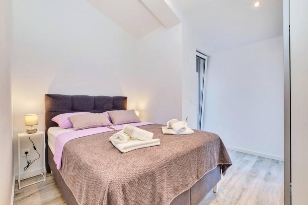 Photo of Bedroom in Cove Murtar