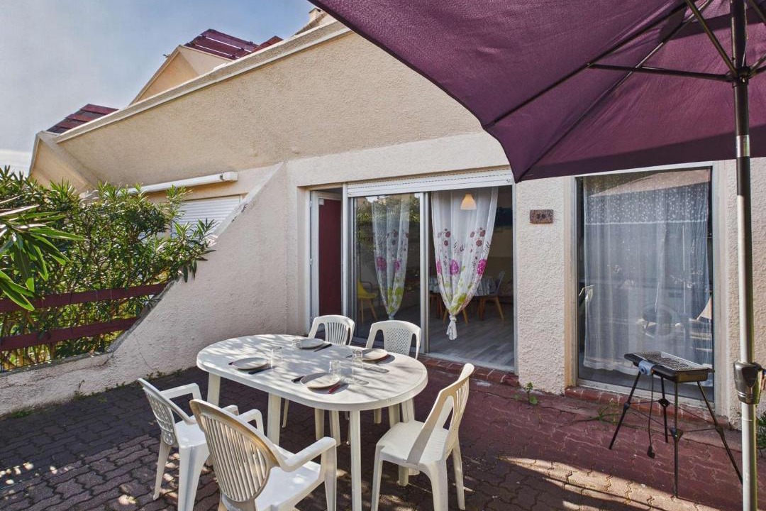 Photo of Patio Balcony in Marseillan Plage