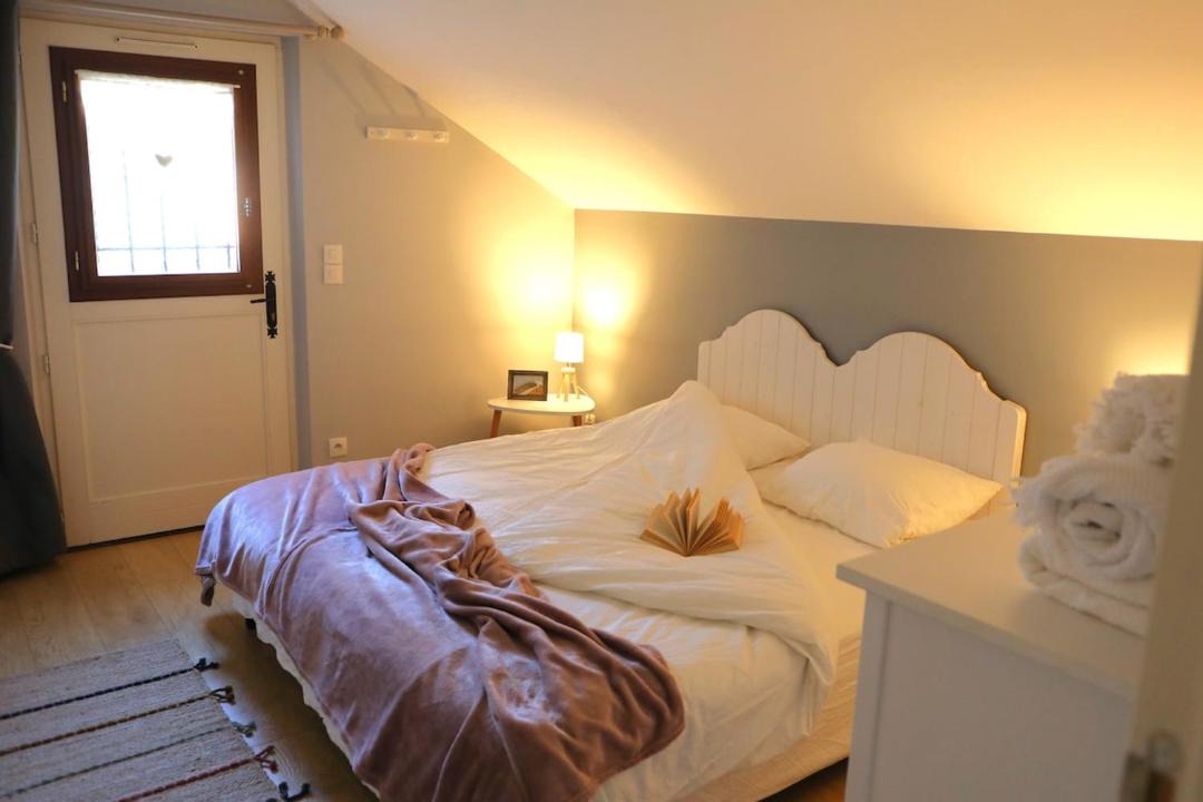 Photo of Bedroom in Rai