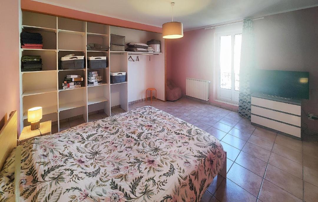 Photo of Bedroom in Cessenon-sur-Orb