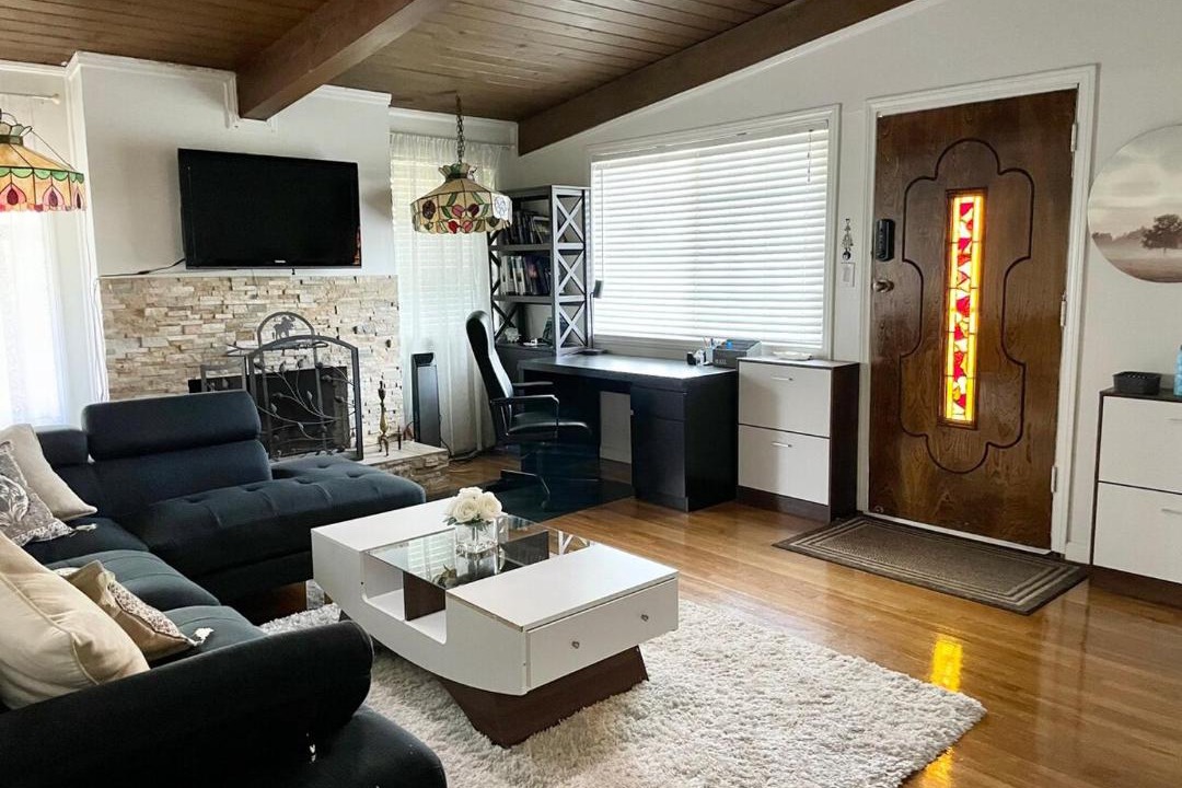 Photo of Livingroom in Winnetka