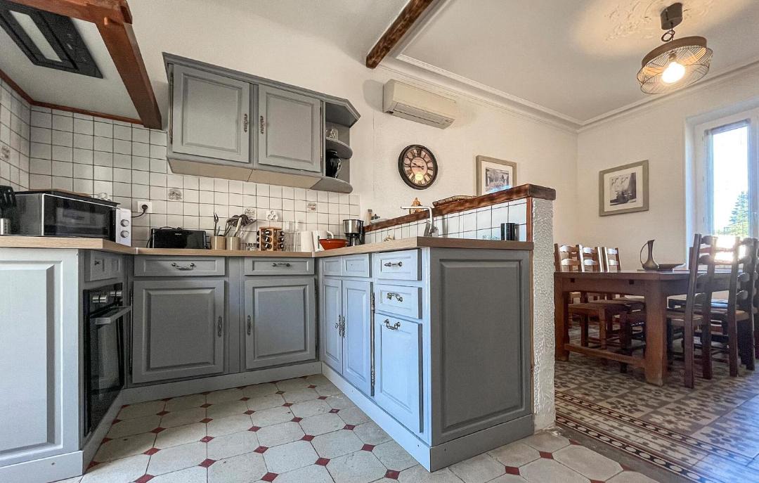 Photo of Kitchen in Saint-Laurent-La-Vernede
