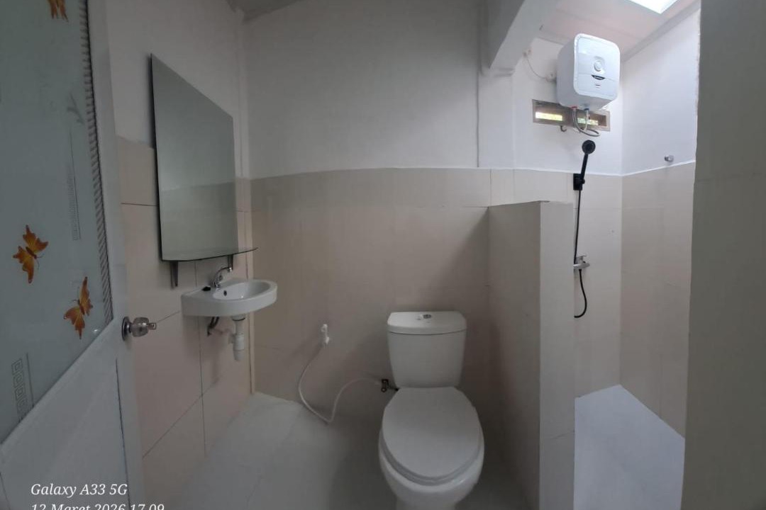 Photo of Bathroom in Ruteng
